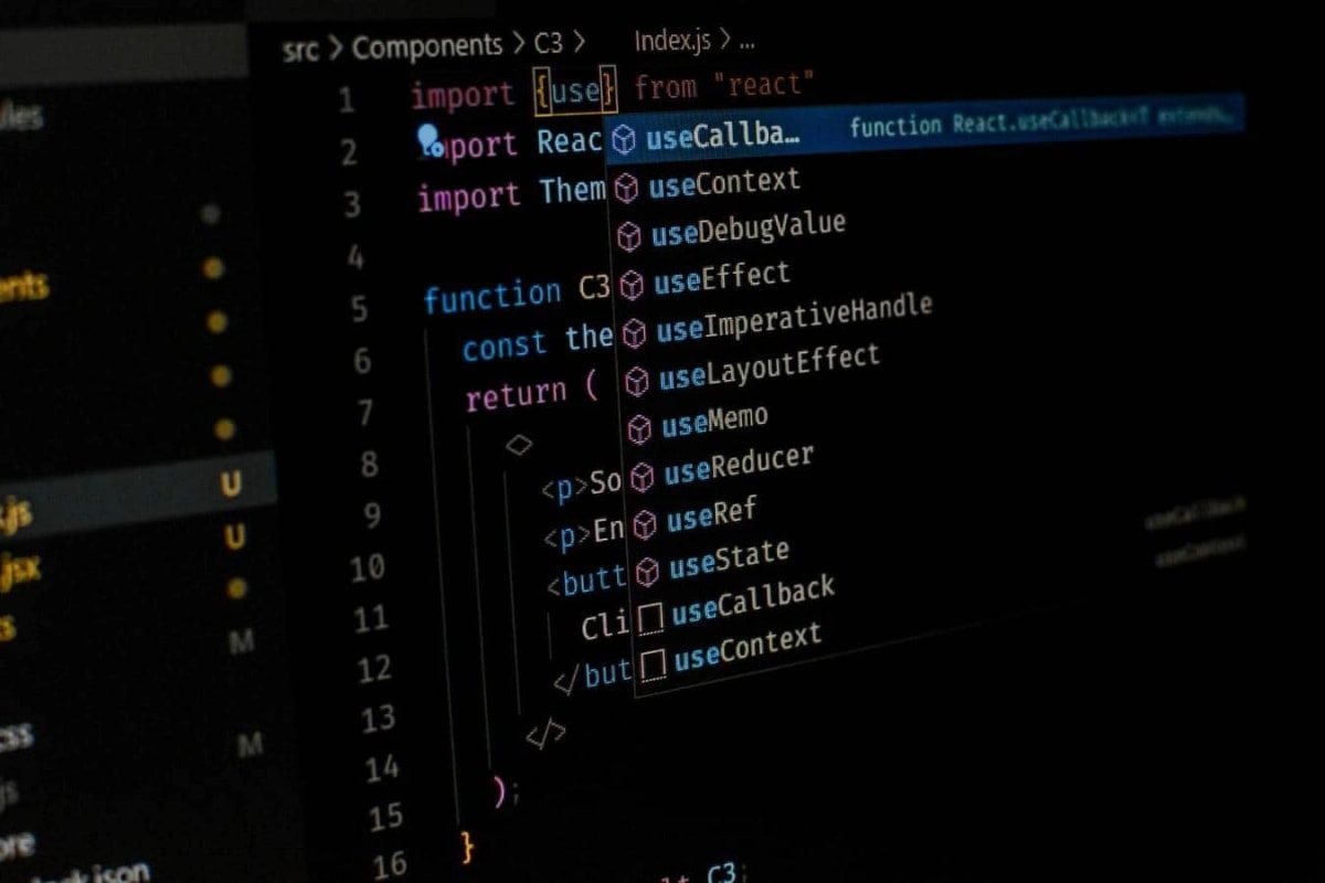 JavaScript vs TypeScript